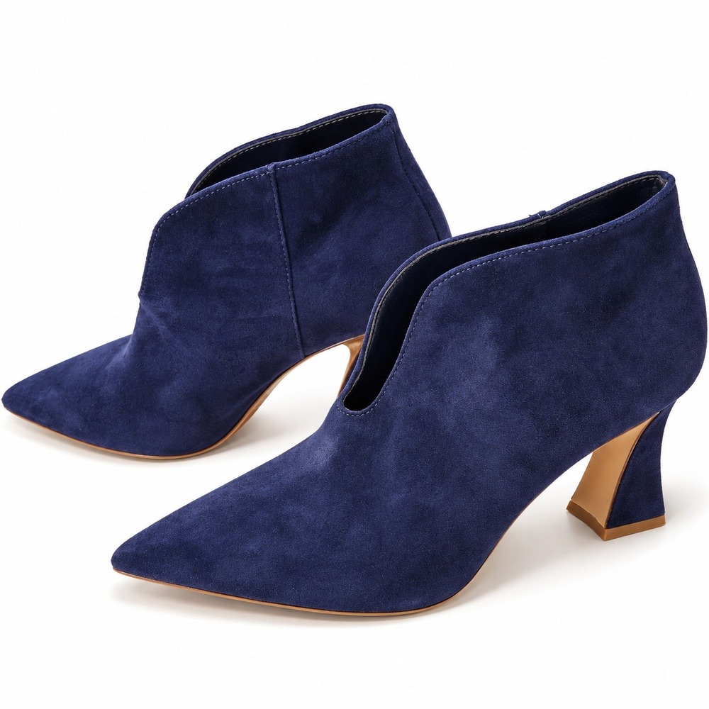 Vince Camuto Avelind Booties Women 6M Navy Blue Suede Pointed V-Cut Flared Heel